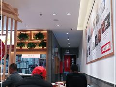 大堂-南城香·饭香串香馄饨香(青年路店)