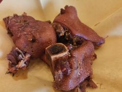 -侬佳蒸菜馆(听潮店)