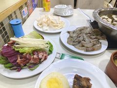 -尚品海鲜肥牛自助火锅(湖明店)