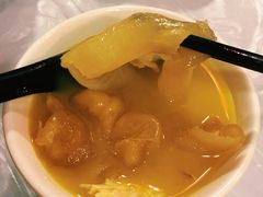 -鲜入围煮花胶鸡海鲜火锅