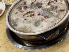 -东巴谷野生菌火锅餐厅