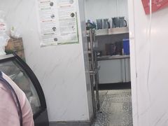 -夏食光安顺小舒冰粉冰浆(甲秀楼店)