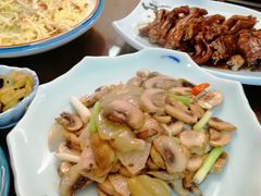 -赖厨潮汕砂锅粥