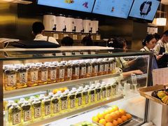 -奈雪的茶(湖滨银泰in77C区PRO店)