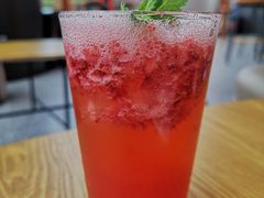 -星巴克臻选(上海合生汇1F店)