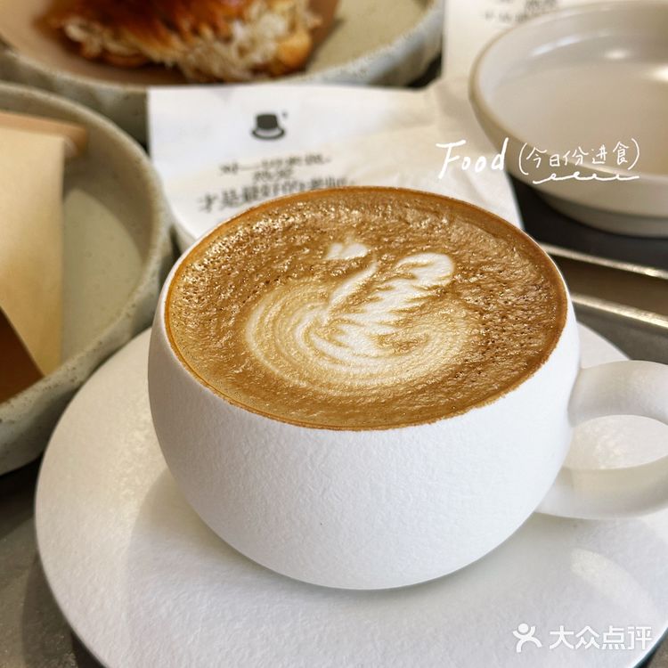 周末探店｜魔都梧桐区寻找咖啡店的舒心角落