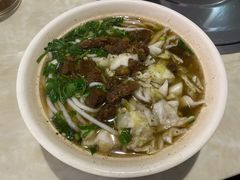 -花溪王记牛肉粉(四季花溪商场店)