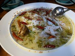 -鱼亨小鲜酸菜鱼(大信店)
