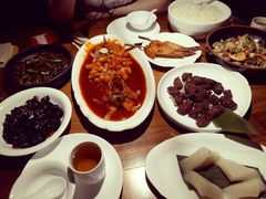 -外婆私房菜(新亚百货店)