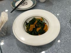-汗腾格里·风味餐厅(新疆驻京办店)