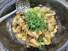 砂锅屈生蚝-桂哥海鲜城