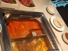 -海底捞火锅鲜切牛肉主题店(长寿路店)
