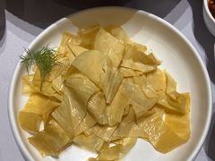 -红鼎豆捞·非遗鲍皇汤火锅(宝丰路店)