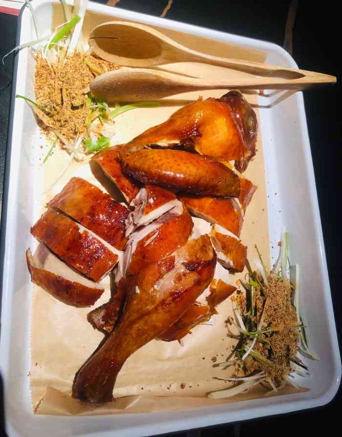 胡桃里(中心城店)-"环境很漂亮,特别适合两个小情侣约会,晚上.