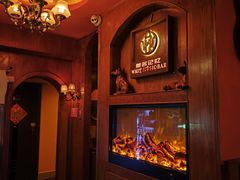 -無名记忆Music Bar夜景怀旧酒吧