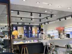 -宏宇眼镜蔡司依视路折扣店(兆佳眼镜城店)