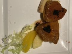 -雍和会海鲜姿造自助(湖东路店)