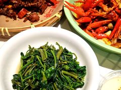 -靓虾二哥长沙地标小龙虾(五一广场店)