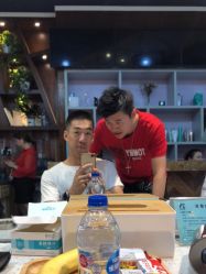 -PE SALON