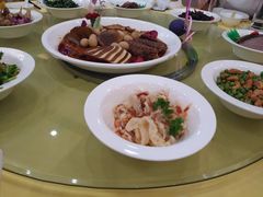 -山明水秀大饭店