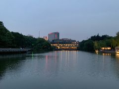 -听松楼·花园酒店·自助餐厅(红梅公园店)