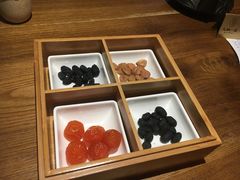 小吃碟-九锅一堂酸菜鱼(新南凯德直营店)