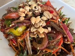 泰式凉拌牛肉-啰啰冰屋(景洪总店)