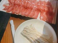 -呷哺呷哺(融创茂店)