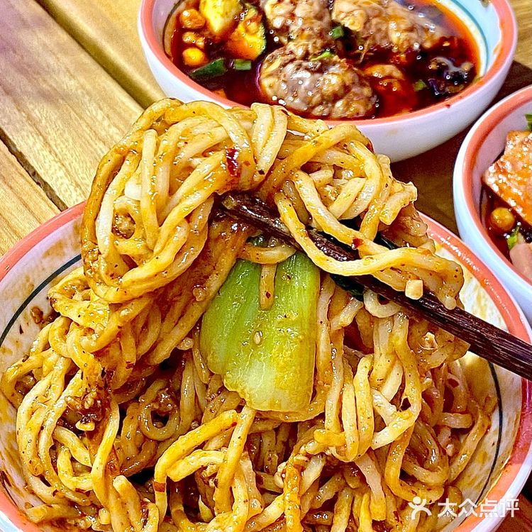 来成都吃小吃一家就够了！便宜好吃（春熙路）