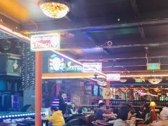 -Famous肥猫墨西哥音乐餐吧(五棵松华熙LIVE店)