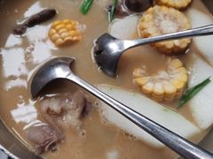 -肥仔文澳门猪骨煲(南京西路店)