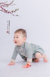 -米兰贝贝·高端儿童摄影旗舰店