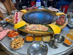 -玄希浪漫厨房·韩料烤肉(湖滨银泰in77店)