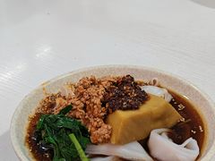 -洪记凉米线(新兴路店)