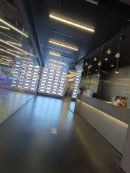 -CASTER跳舞俱乐部