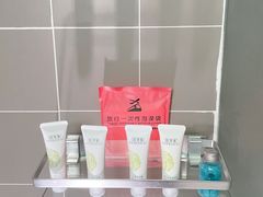 -小凉帽之家酒店(甘坑古镇店)