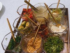 -红鼎豆捞·非遗鲍皇汤火锅(宝丰路店)