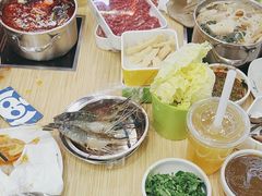 -杨老板·海鲜集市火锅·鲜切牛肉(中防万宝店)