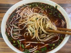 -龙树园麻辣米线