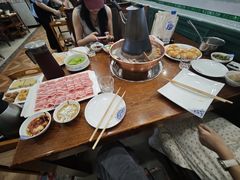 -楼外楼大刀肉传统火锅居(博学路店)