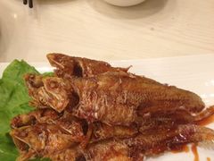 蜜汁野生烤子鱼-红城阁·上海味道(四平路店)