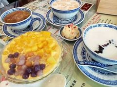-广信牛奶甜品世家(台东店)