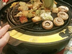 -胡悦里韩式烤肉(芝罘万达广场店)