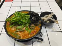 -肥汁米蘭香港米线(长宁来福士店)