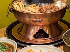 老陕锅-三姐妹餐厅(曲江店)