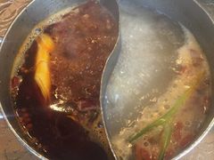 -小天鹅火锅·一线江景洪鼎旗舰店(洪崖洞店)
