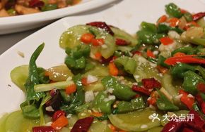 Green Tomato Stir-Fried Peppers