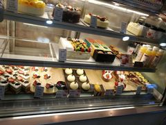 面包甜点陈列柜-BreadTalk面包新语·烘焙蛋糕(海珠丽影广场店)