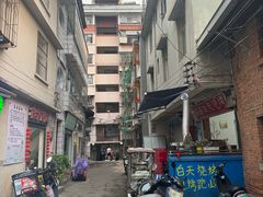 -正宗杨记普洱酸醋米线(总店)