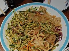 -那家老院子东北菜·饺子·小鸡炖蘑菇(艳华街店)